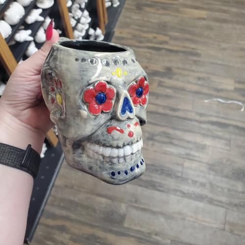 Skull-mug-grey